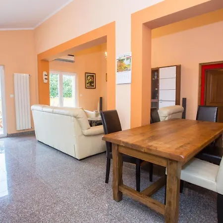 Apartment For 8 People Near The