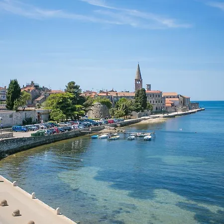 For 8 People Near The Apartment Porec